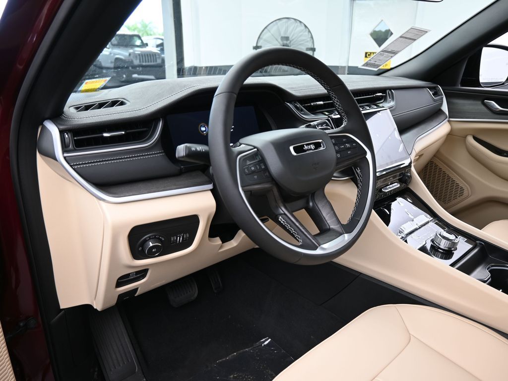 New 2025 Velvet Red Pearlcoat Jeep Limited image 10