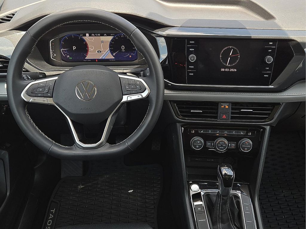 2022 Volkswagen Taos SEL - Photo 10