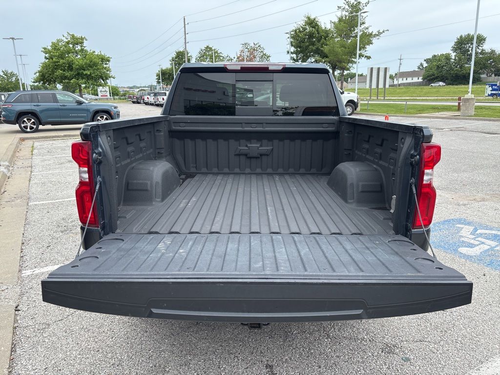 Used 2022 Chevrolet Silverado 1500 Limited RST with VIN 1GCUYEED0NZ124355 for sale in Kansas City