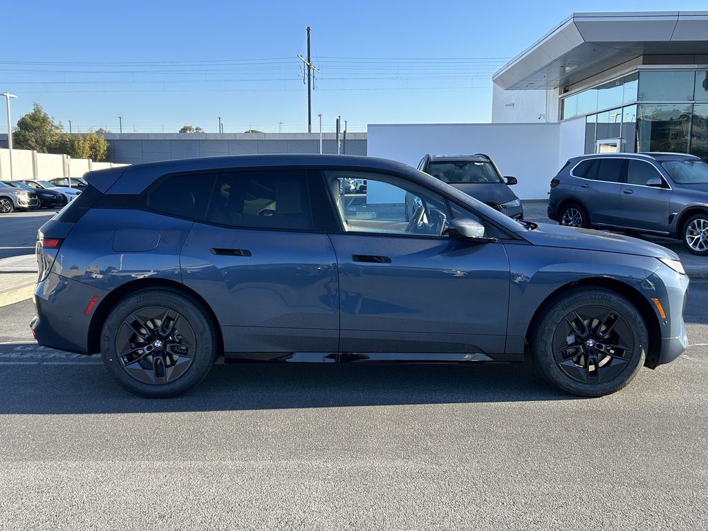 Thumbnail: 2026 BMW iX - 6