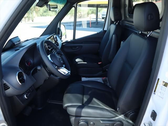 Thumbnail: 2026 Mercedes-Benz Sprinter - 20