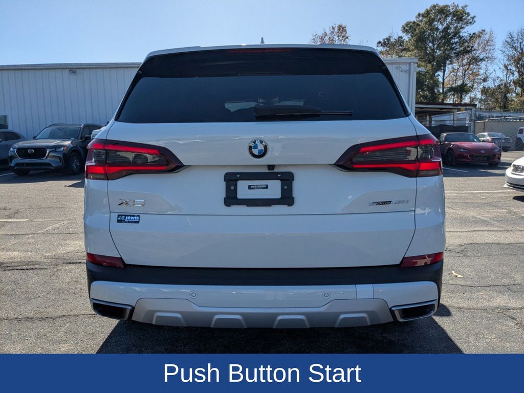 2023 BMW X5 sDrive40i