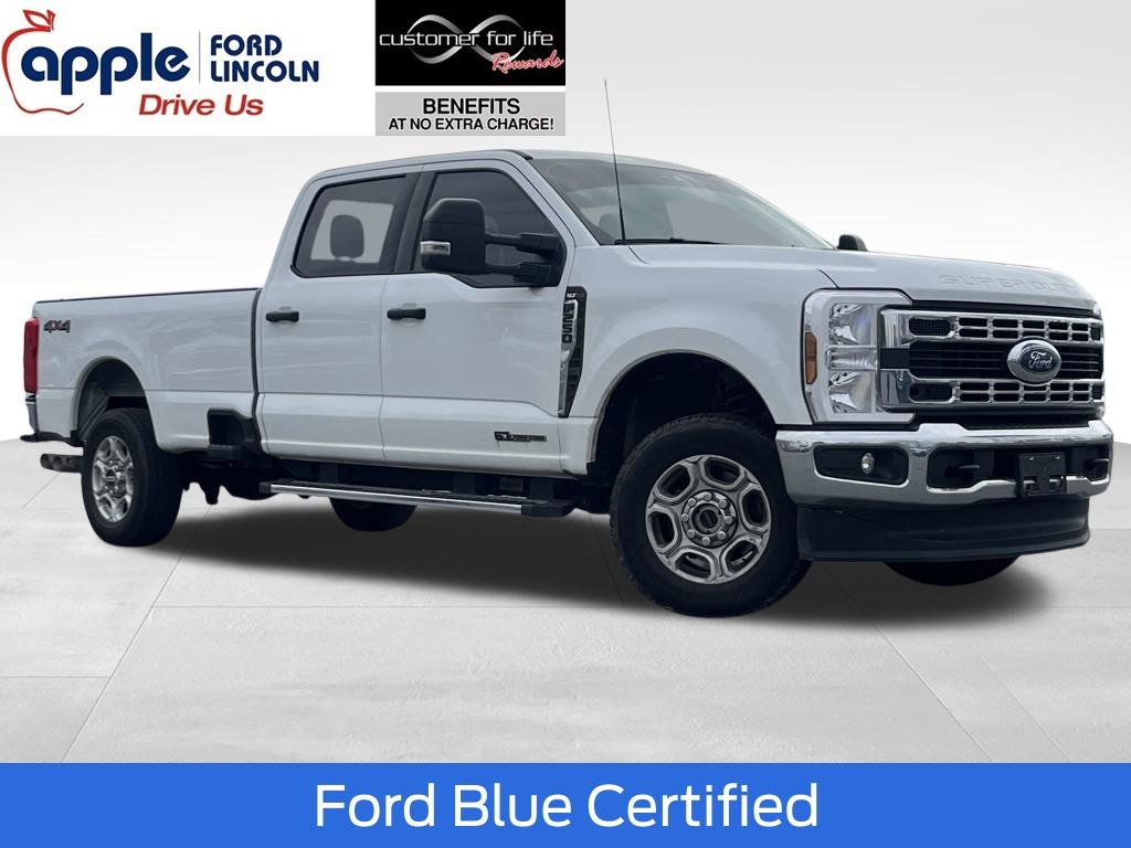 2025 Ford F-250 Super Duty XLT Crew Cab 4WD