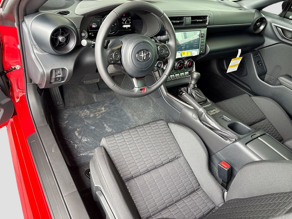 Thumbnail: 2026 Toyota GR86 - 9