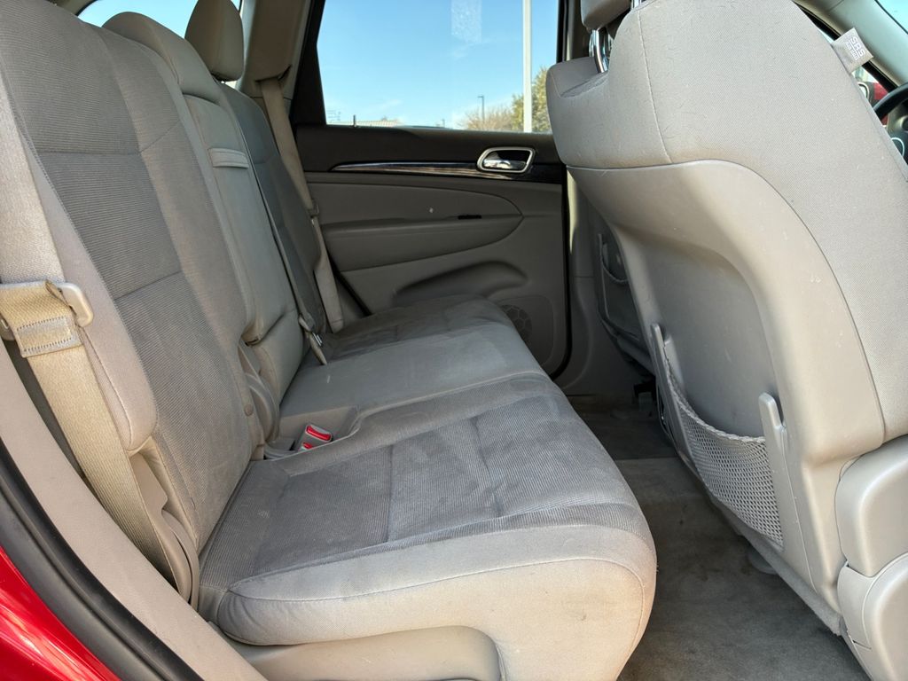 Used Car 2011 Jeep Grand Cherokee  Laredo For Sale Under $10,000 In Austin, Texas