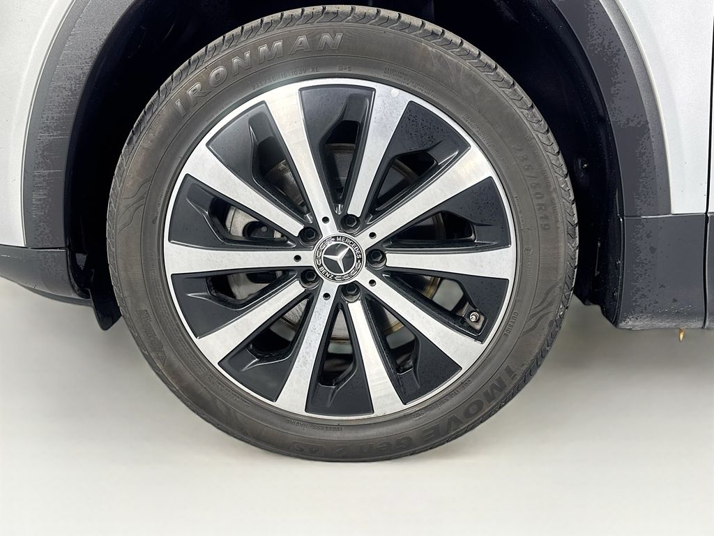 Used Car 2020 Mercedes-benz Glb  Glb 250 For Sale Under $25,000 In Austin, Texas