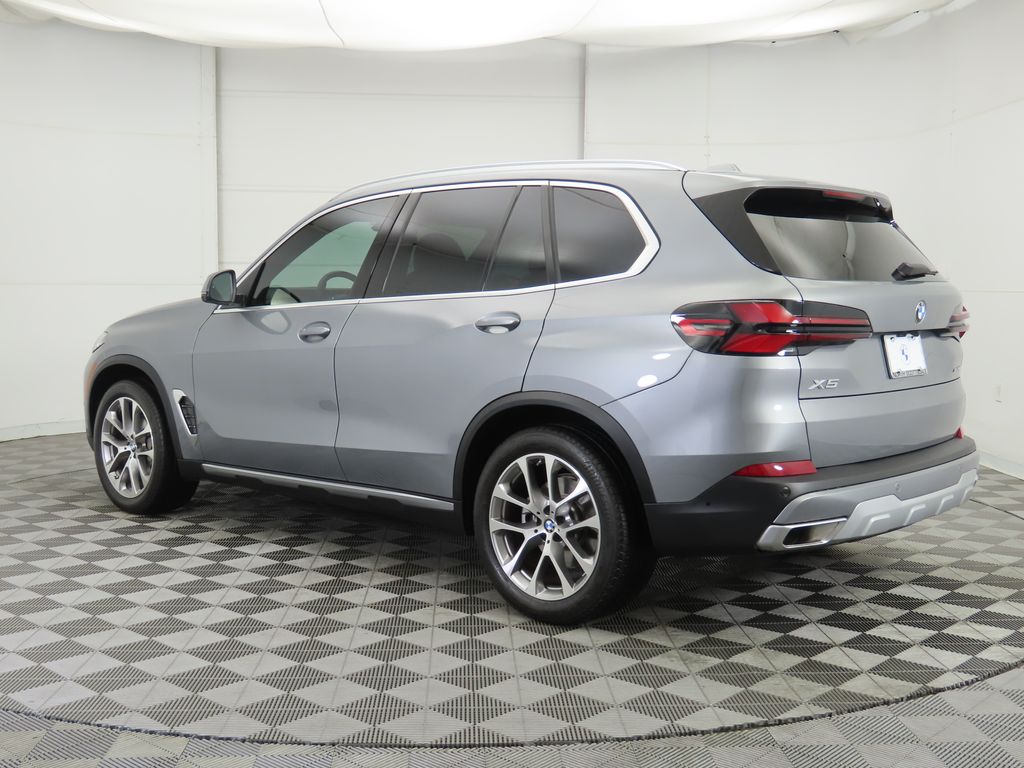 Thumbnail: 2024 BMW X5 - 7