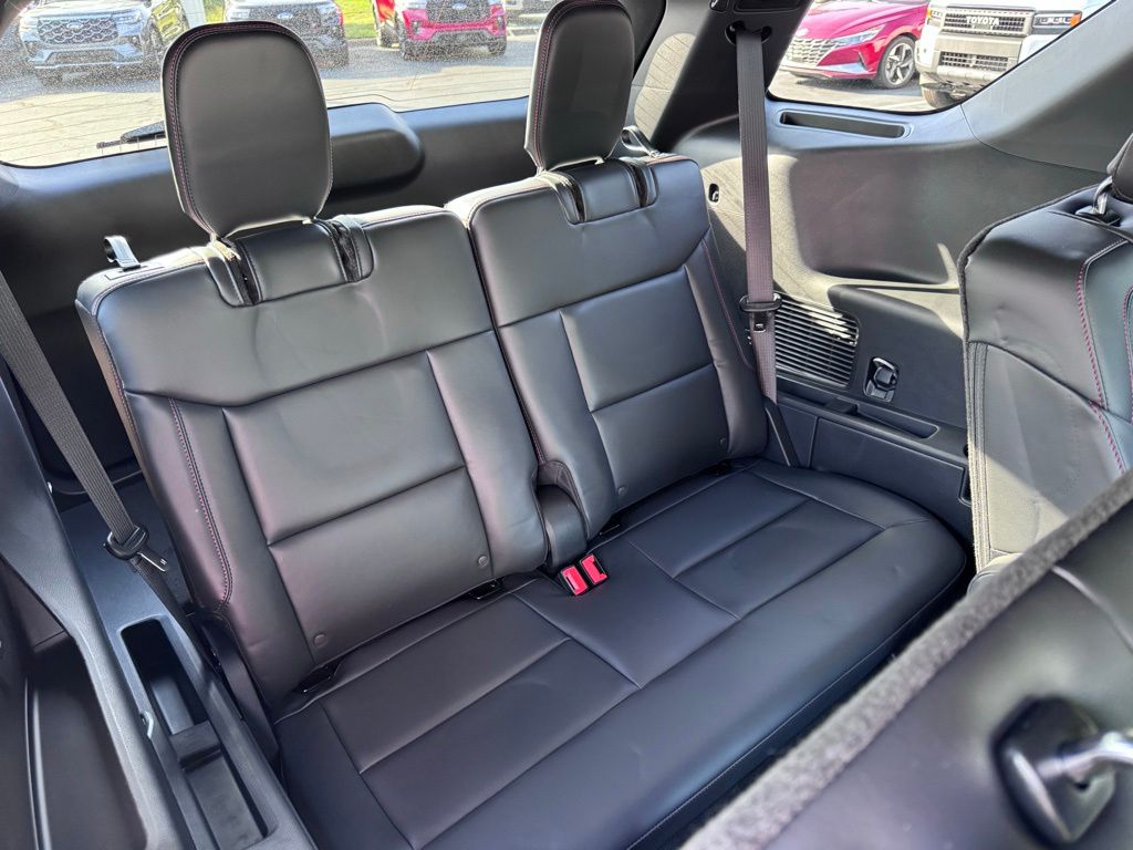 FordExplorer21