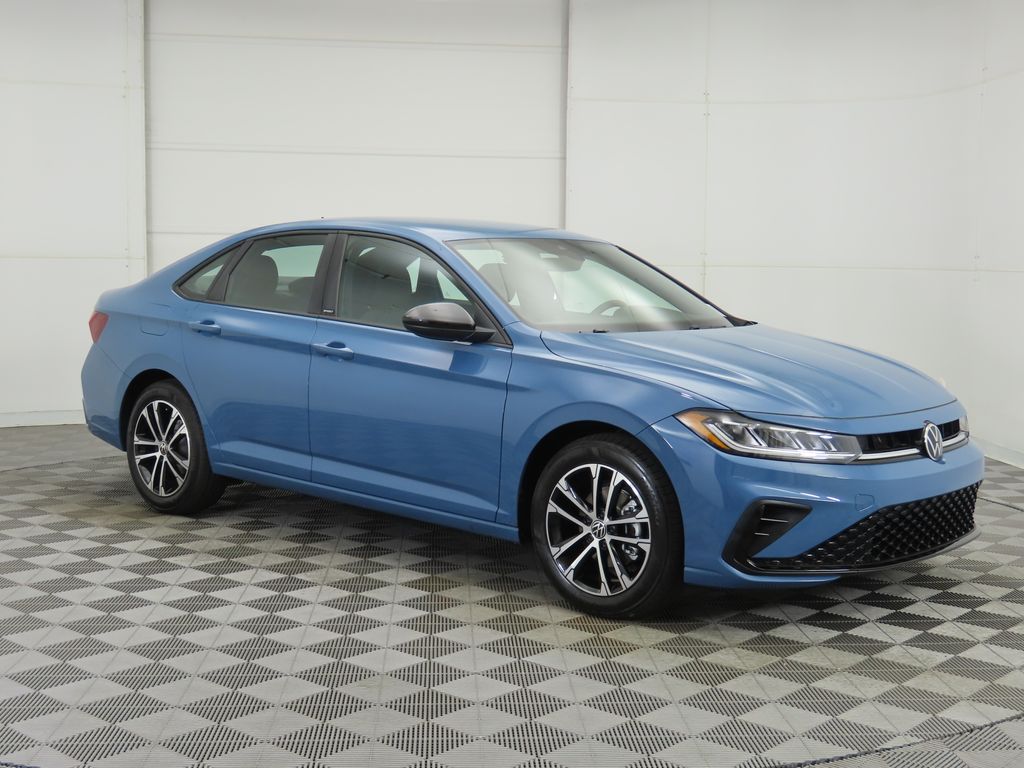 Thumbnail: 2025 Volkswagen Jetta - 4