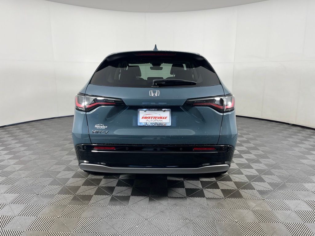 Thumbnail: 2027 Honda HR-V - 4