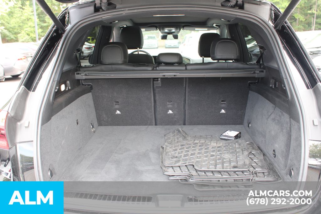 Used 2025 Black Mercedes-Benz GLE 450e image 22