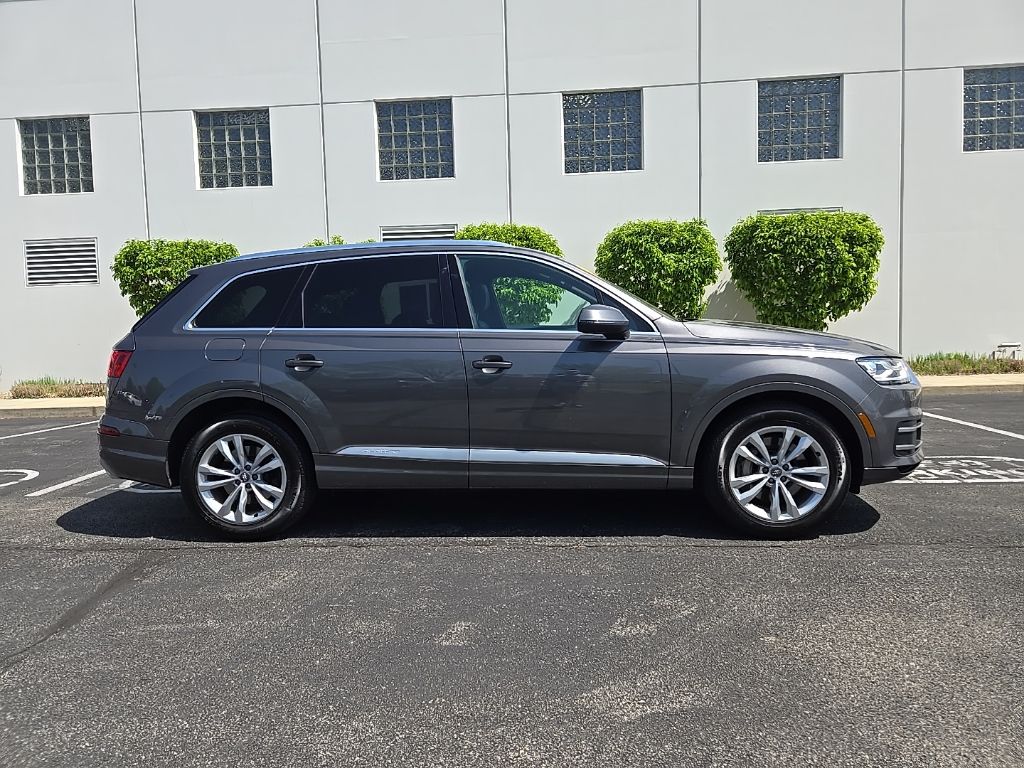 2019 Audi Q7 Premium 8