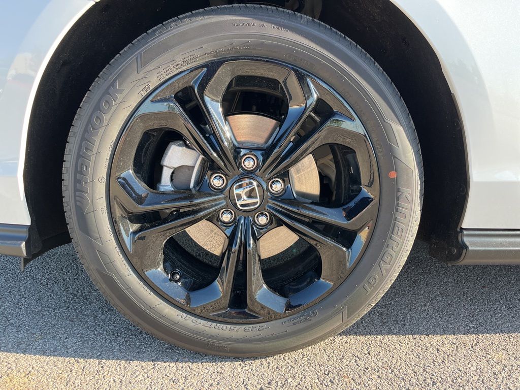 2025 Honda Accord SE 6