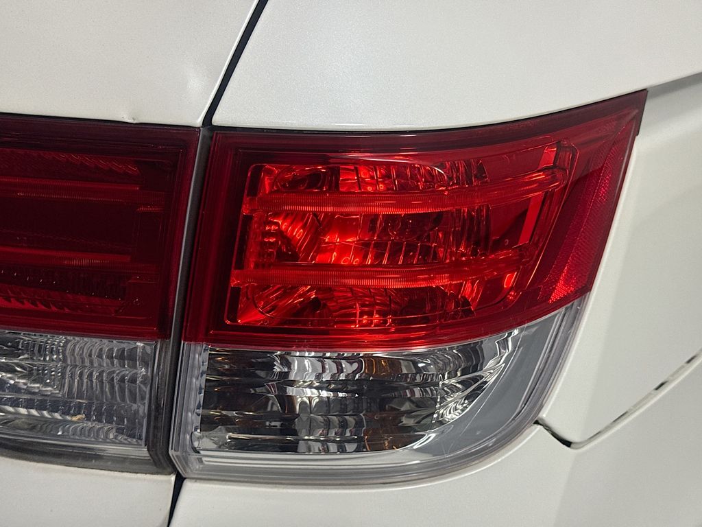 Used Car 2016 Honda Odyssey  Ex-l For Sale Under $20,000 In Austin, Texas