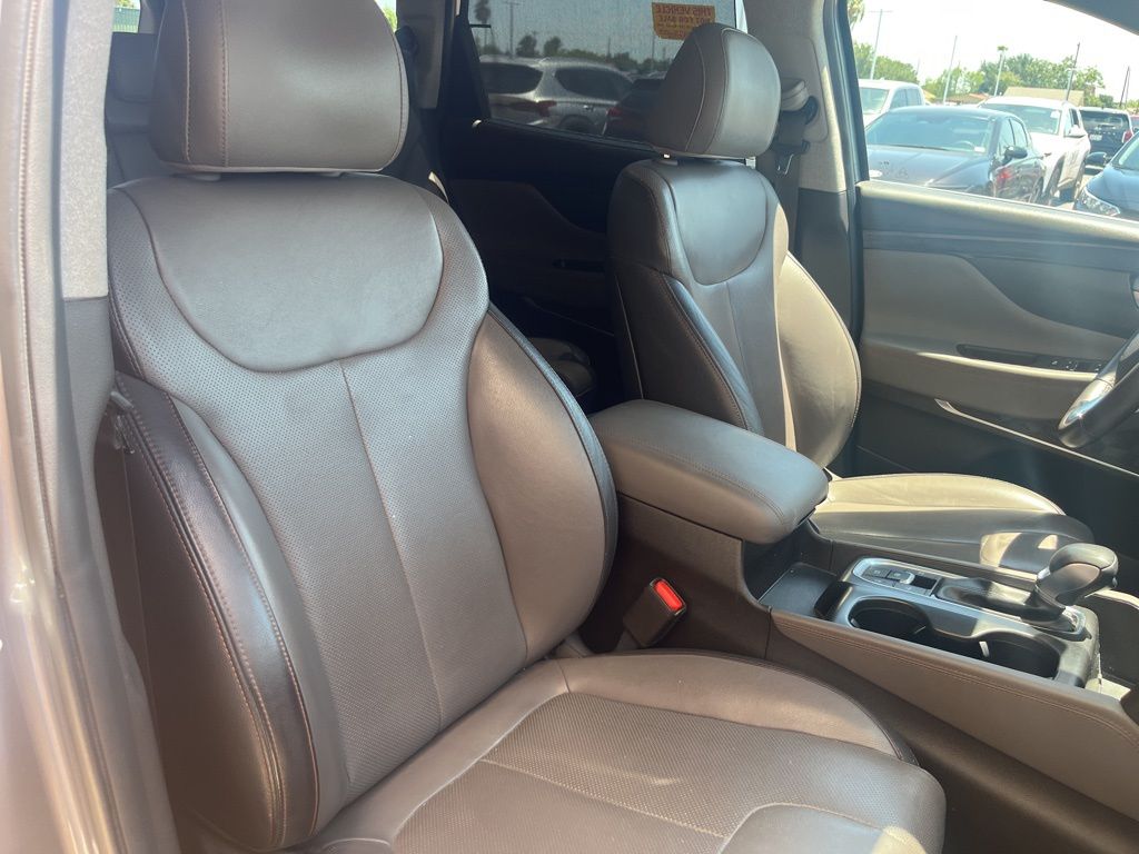 Thumbnail: 2019 Hyundai Santa Fe - 32