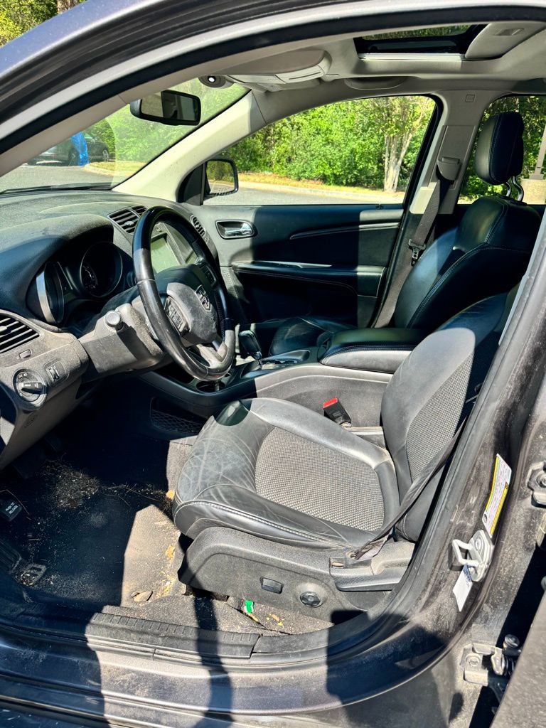 Certified Used 2020 Gray Dodge Crossroad image 9