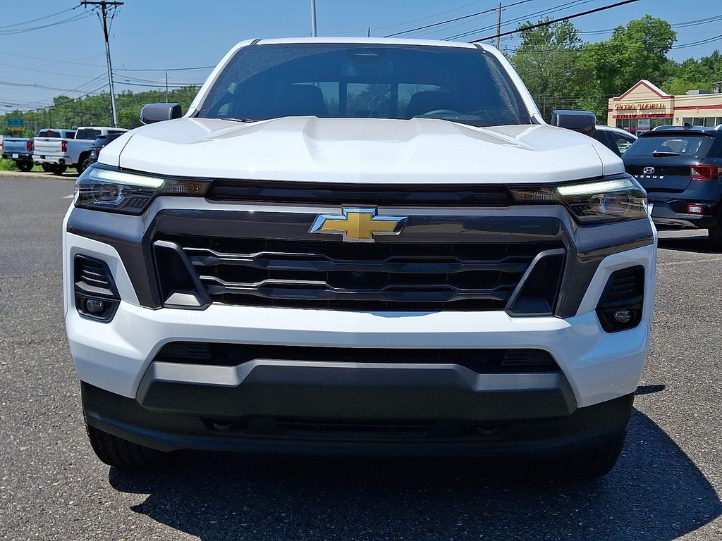 new 2025 Chevrolet Colorado car, priced at $42,460
