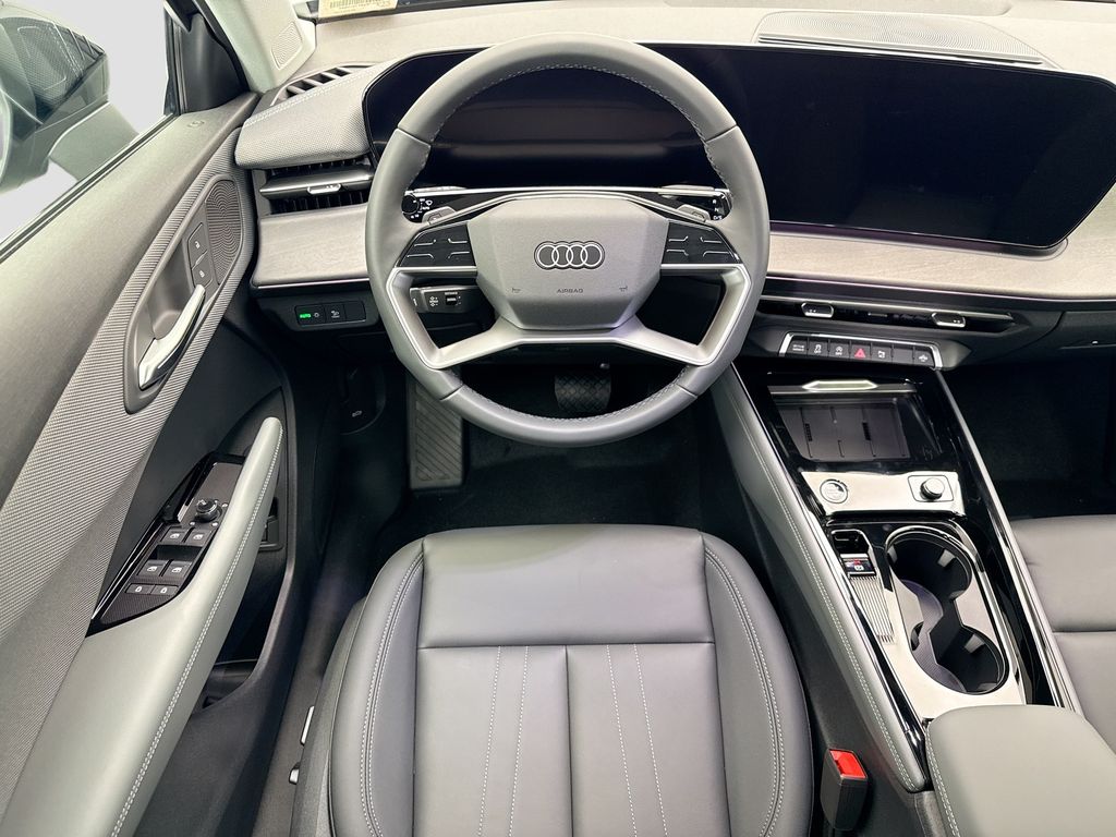 Thumbnail: 2026 Audi Q3 - 10