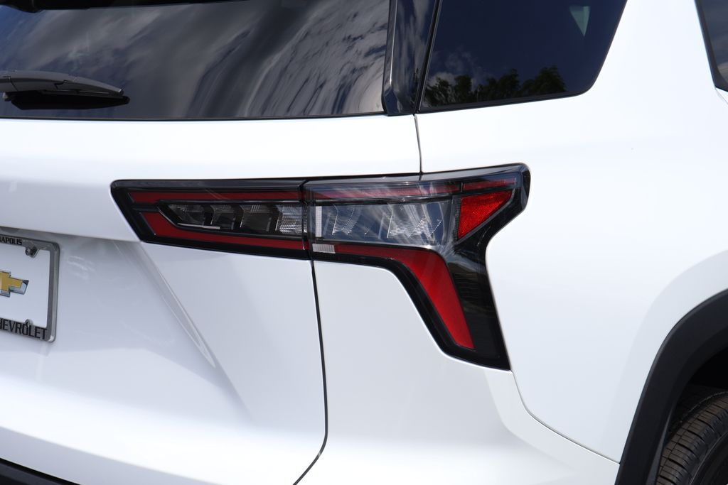 Thumbnail: 2026 Chevrolet Equinox - 7