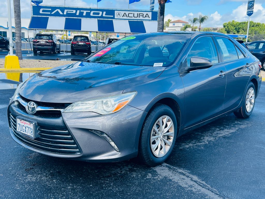 Thumbnail: 2017 Toyota Camry - 3