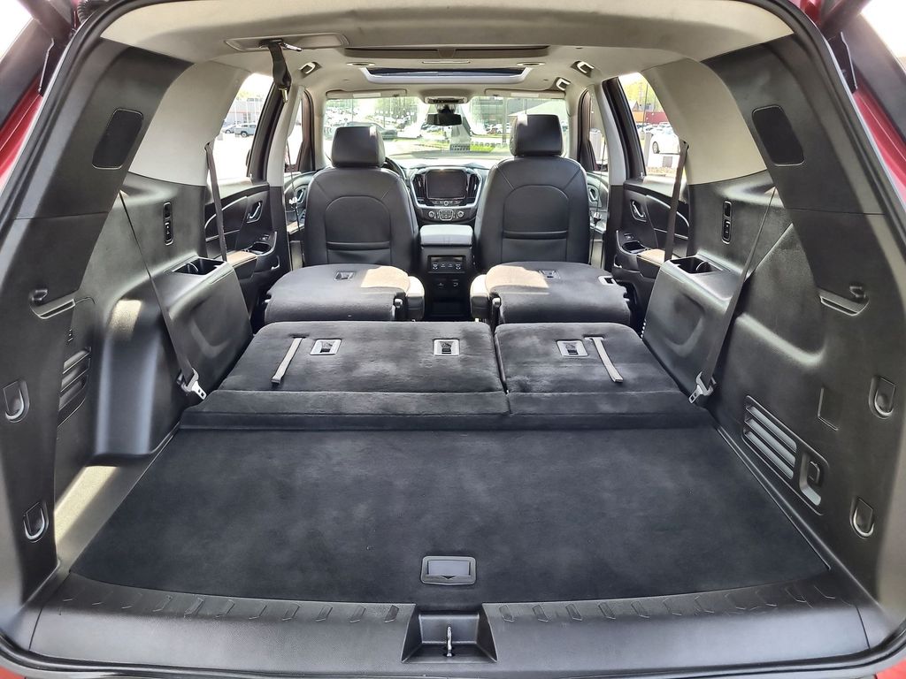 2018 Chevrolet Traverse LT 16