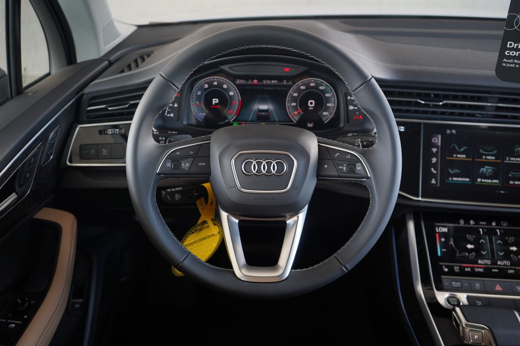 Thumbnail: 2026 Audi Q7 - 9