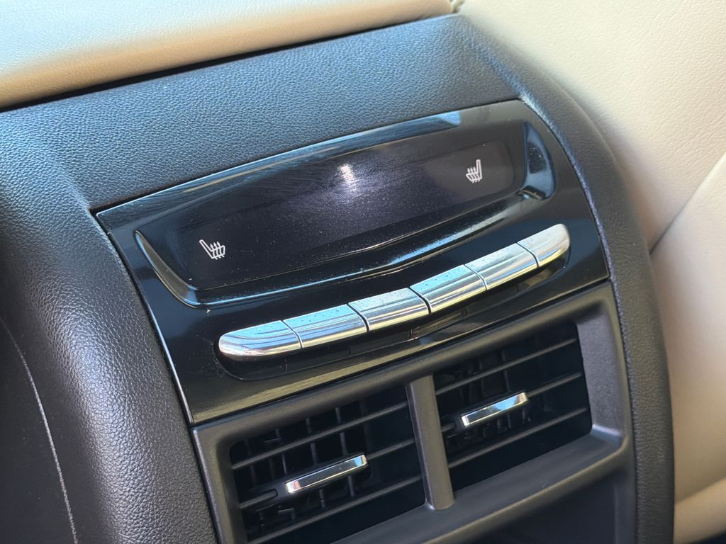 Used 2018 Cadillac XT5 SUV