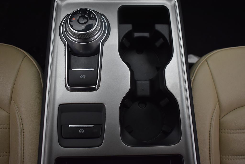 Thumbnail: 2023 Ford Edge - 27