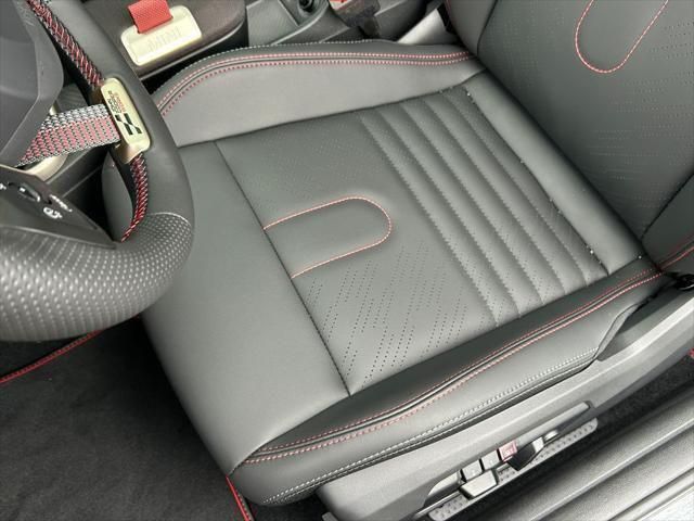 Thumbnail: 2026 MINI Cooper - 13