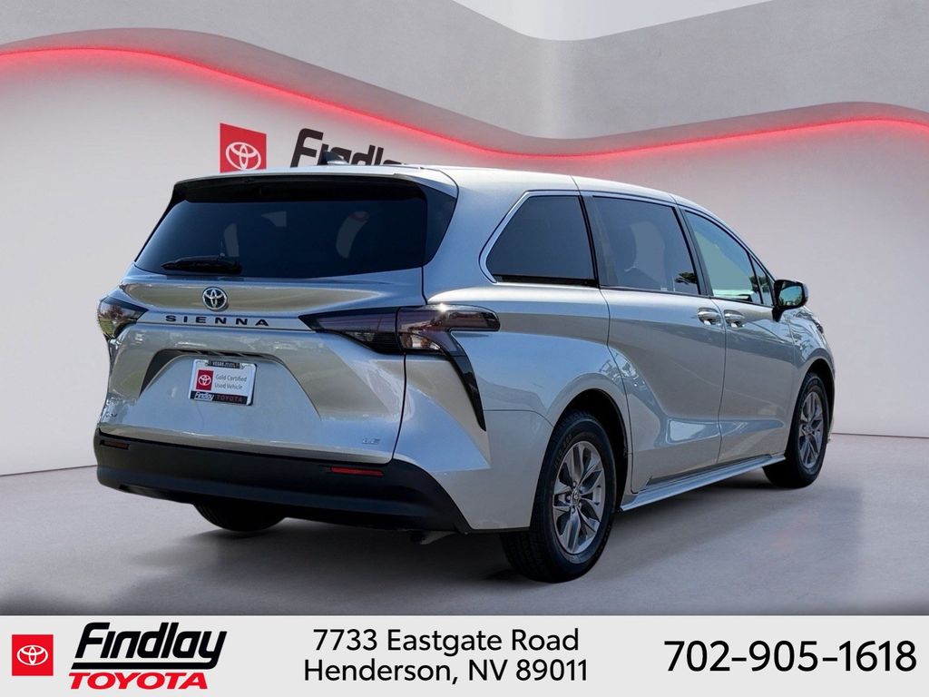 Used 2025 Toyota Sienna Van