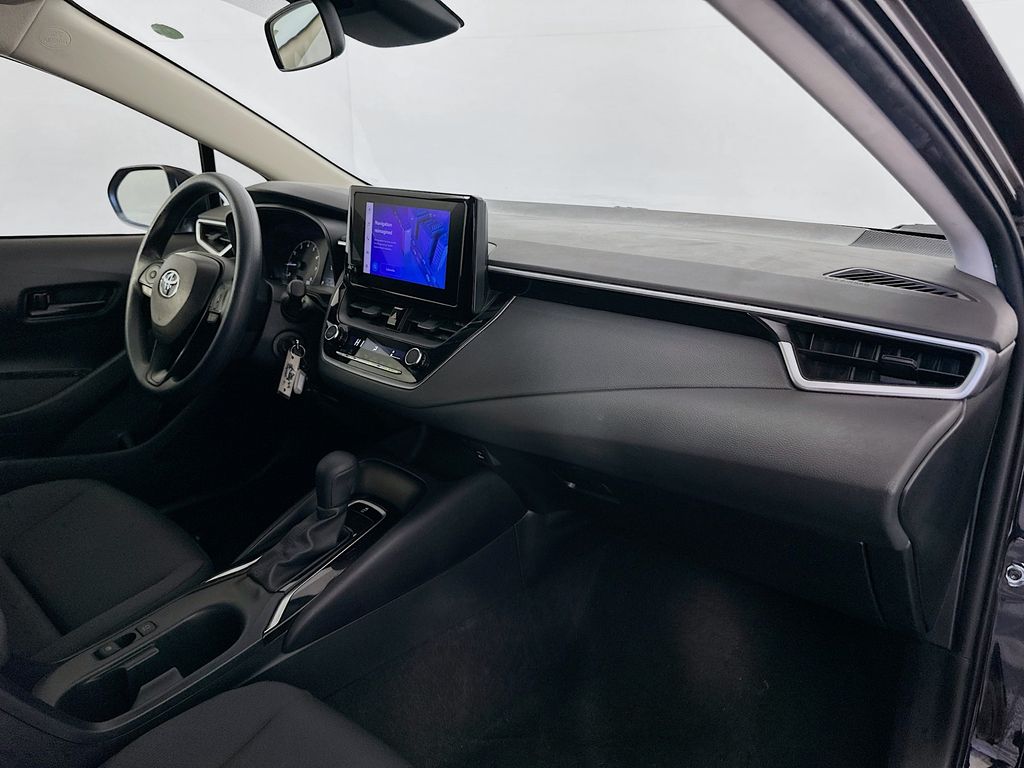 Thumbnail: 2023 Toyota Corolla - 27