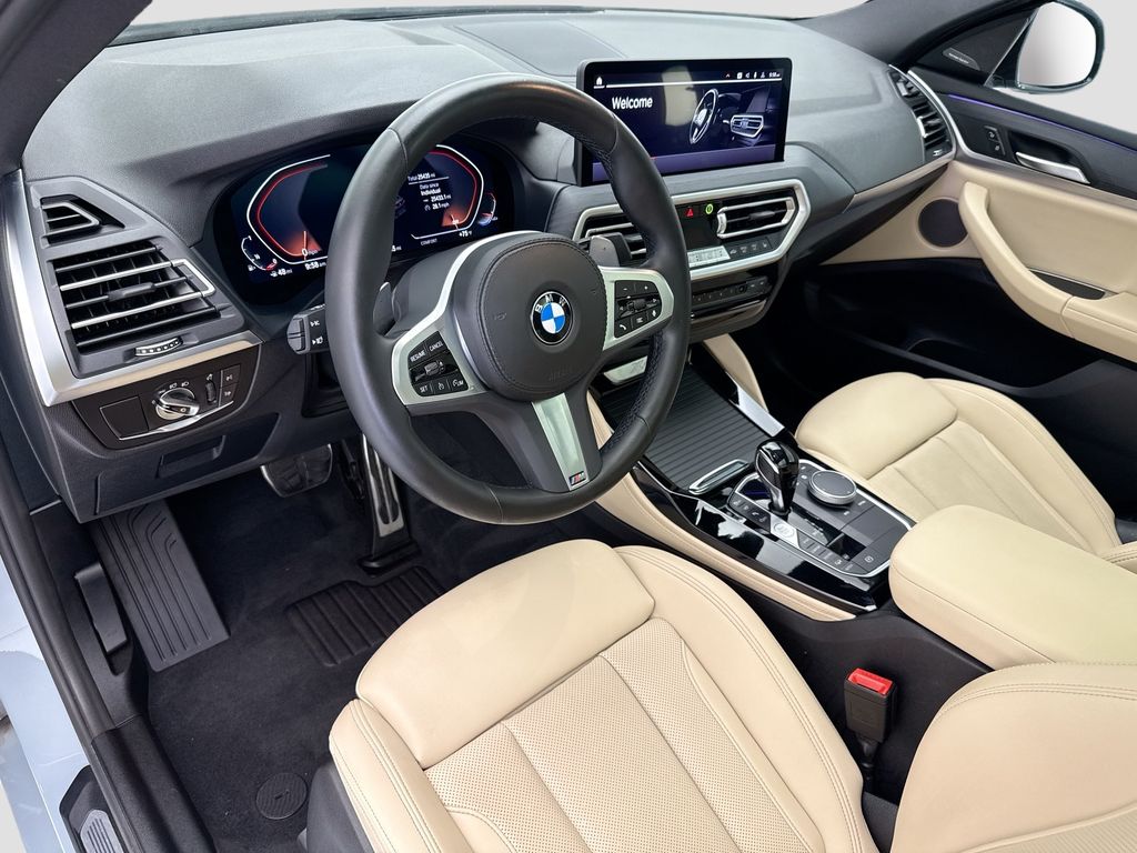 Thumbnail: 2024 BMW X4 - 9