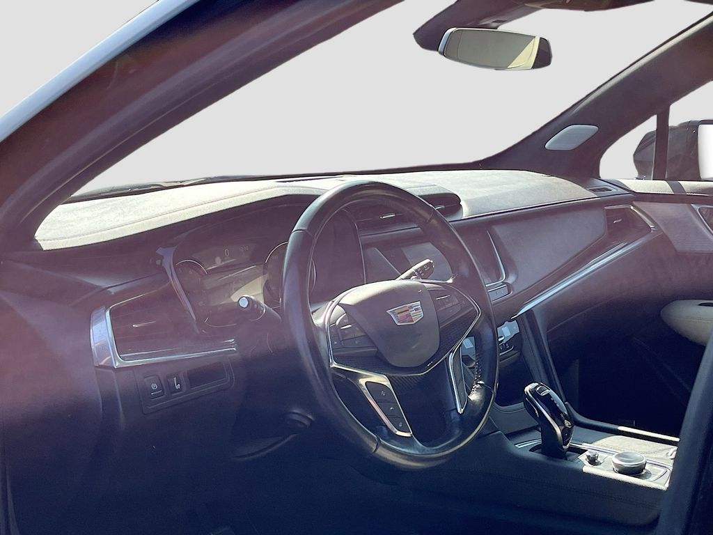 2020 Cadillac XT5 Sport - Photo 9