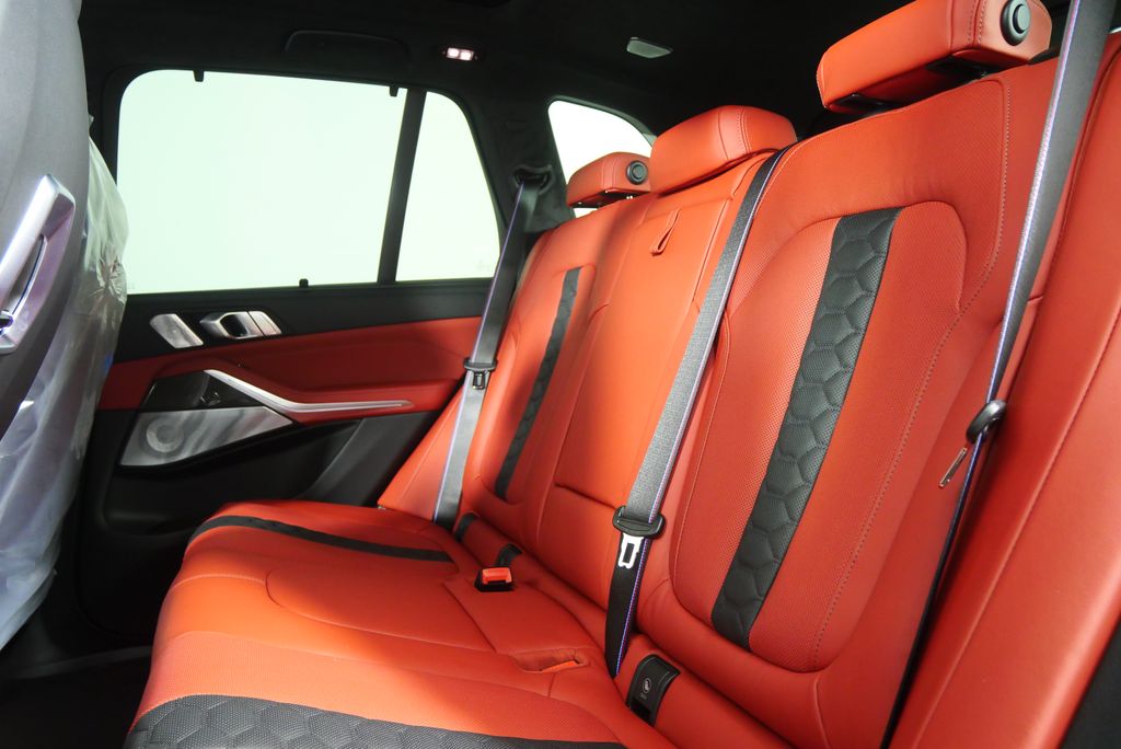 Thumbnail: 2026 BMW X5 - 17