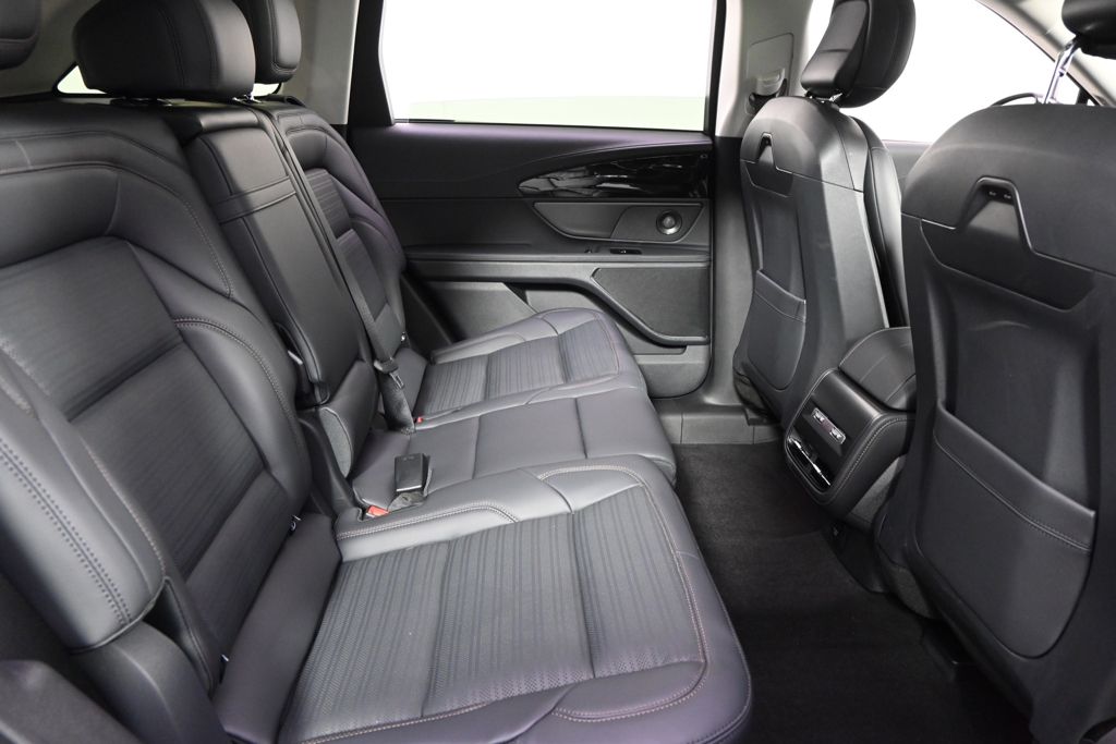 New 2026 Gray Lincoln Reserve image 18