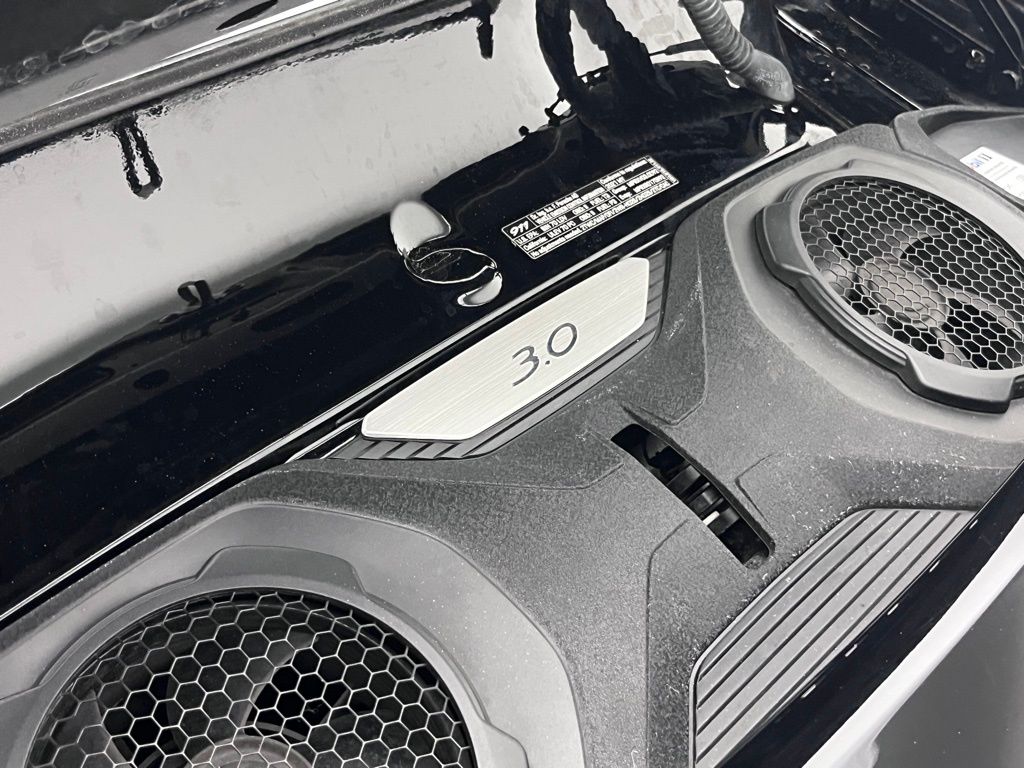 2021 Porsche 911 Carrera 28