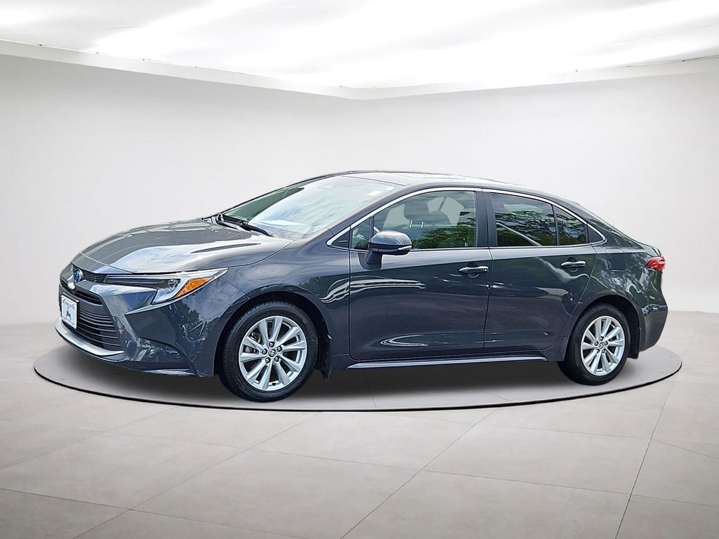 2024 Toyota Corolla Hybrid XLE - 2