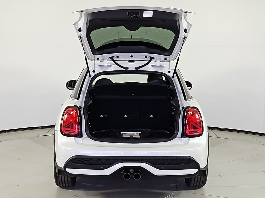 Thumbnail: 2023 MINI Cooper - 10