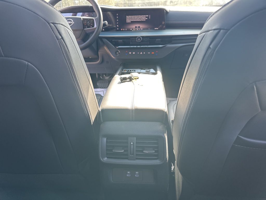 2025 Champagne Silver Metallic Nissan Murano SL AWD SUV
