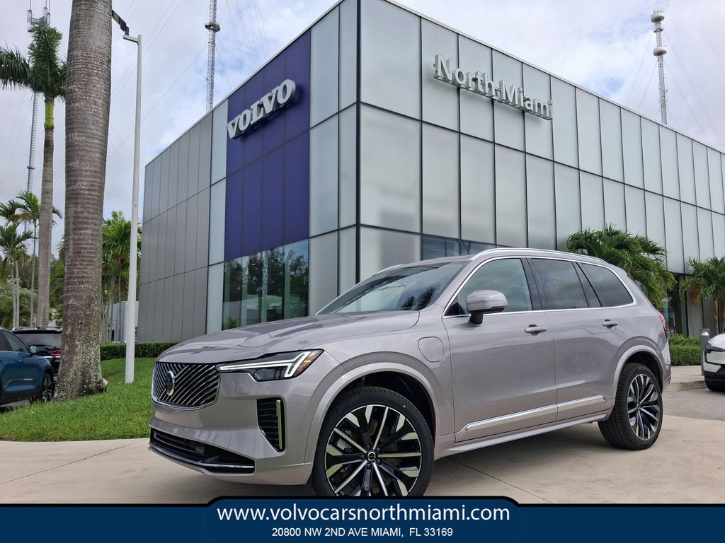 2026 Volvo XC90 Plug-In Hybrid T8 Ultra