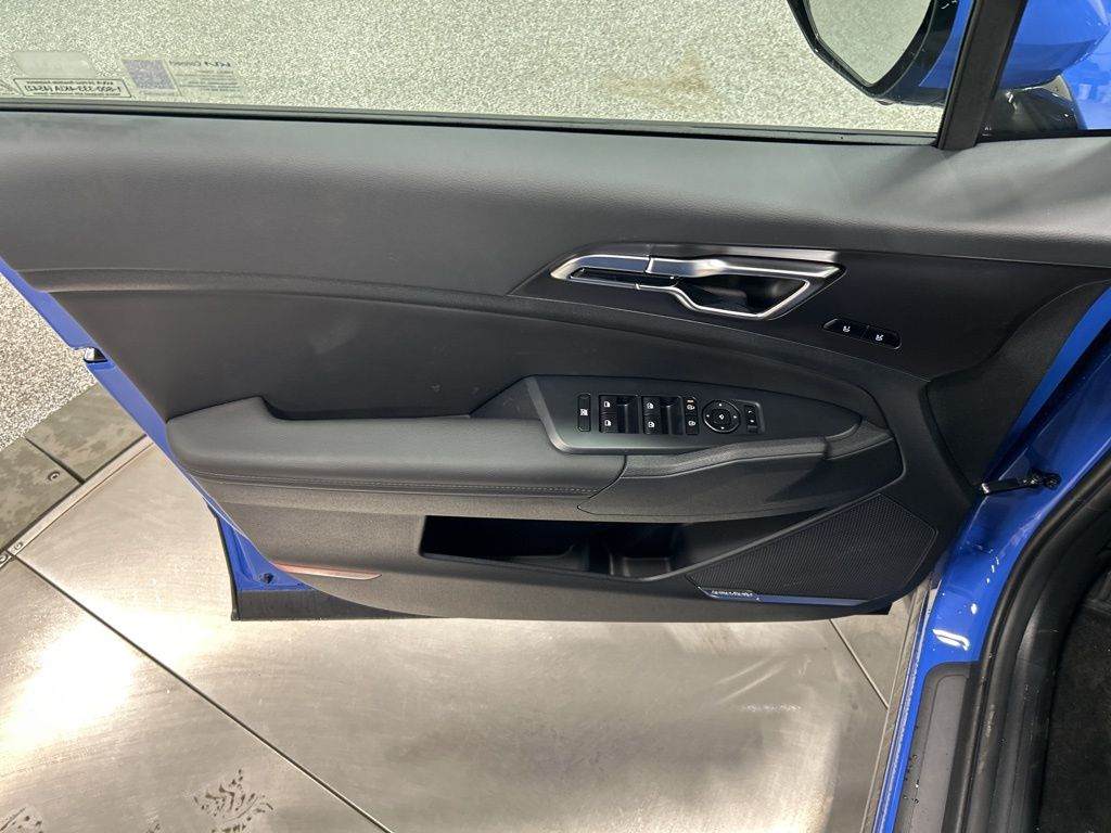 new 2026 Kia Sportage car, priced at $38,325