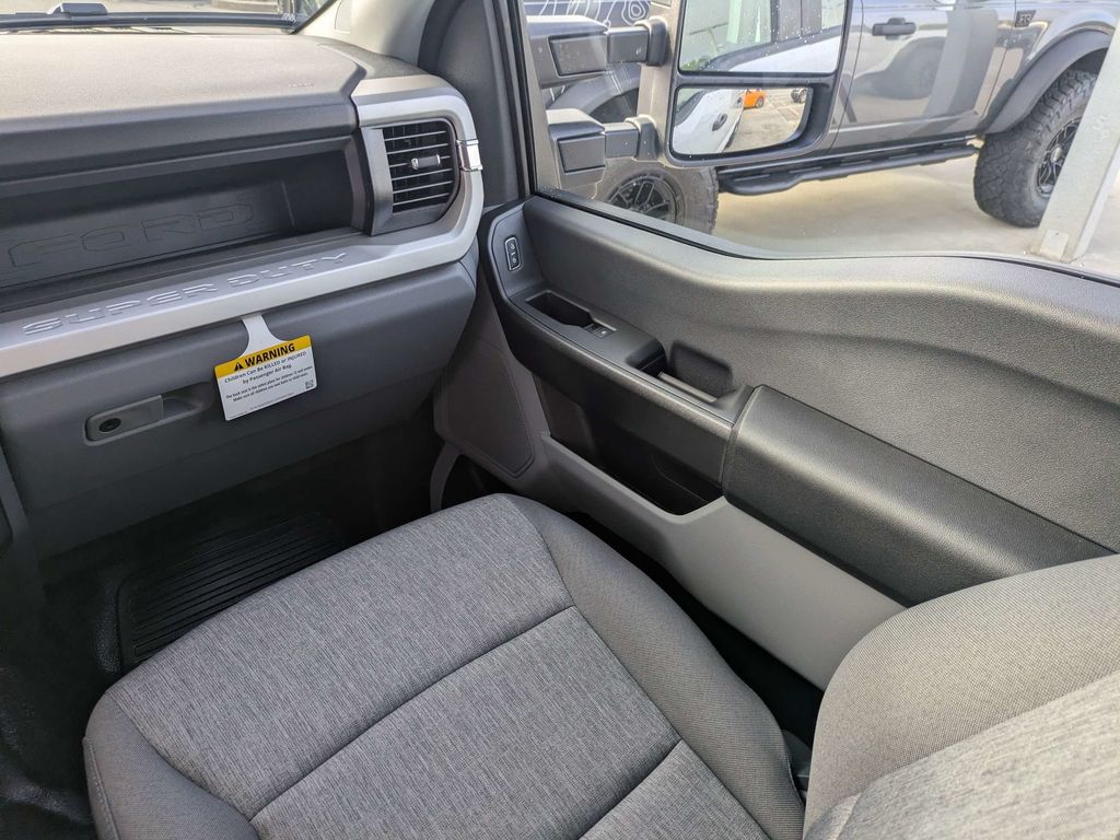 2027 Ford F-250 Super Duty XL