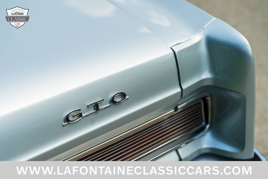 1964 Pontiac GTO 76