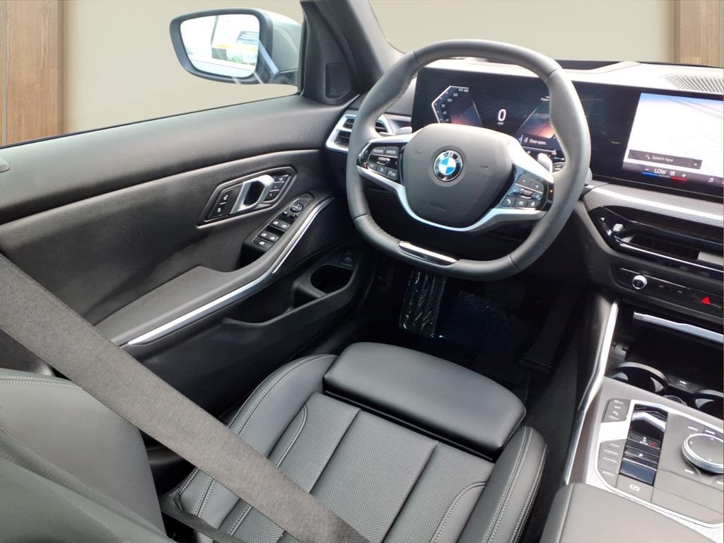BMW3 Series23