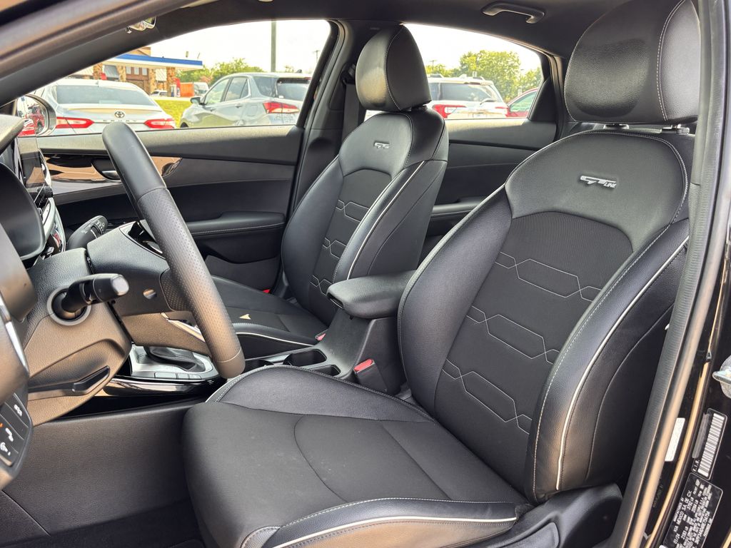 Used Car 2024 Kia Forte  Gt-line For Sale Under $25,000 In Corsicana, Texas