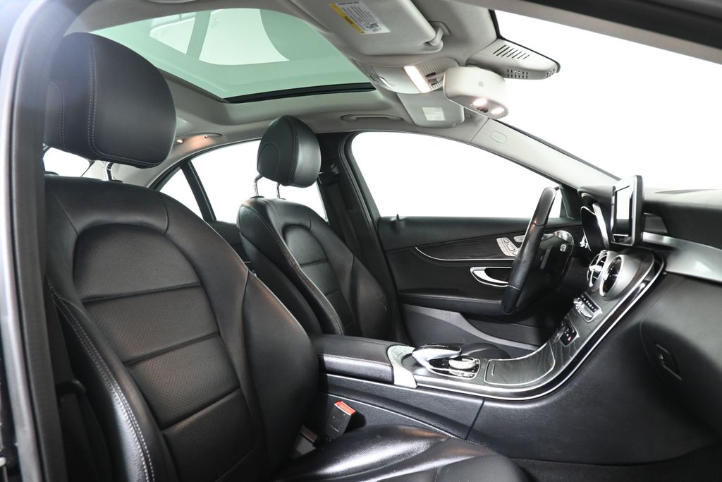 2015 Mercedes-Benz C-Class C 300 24