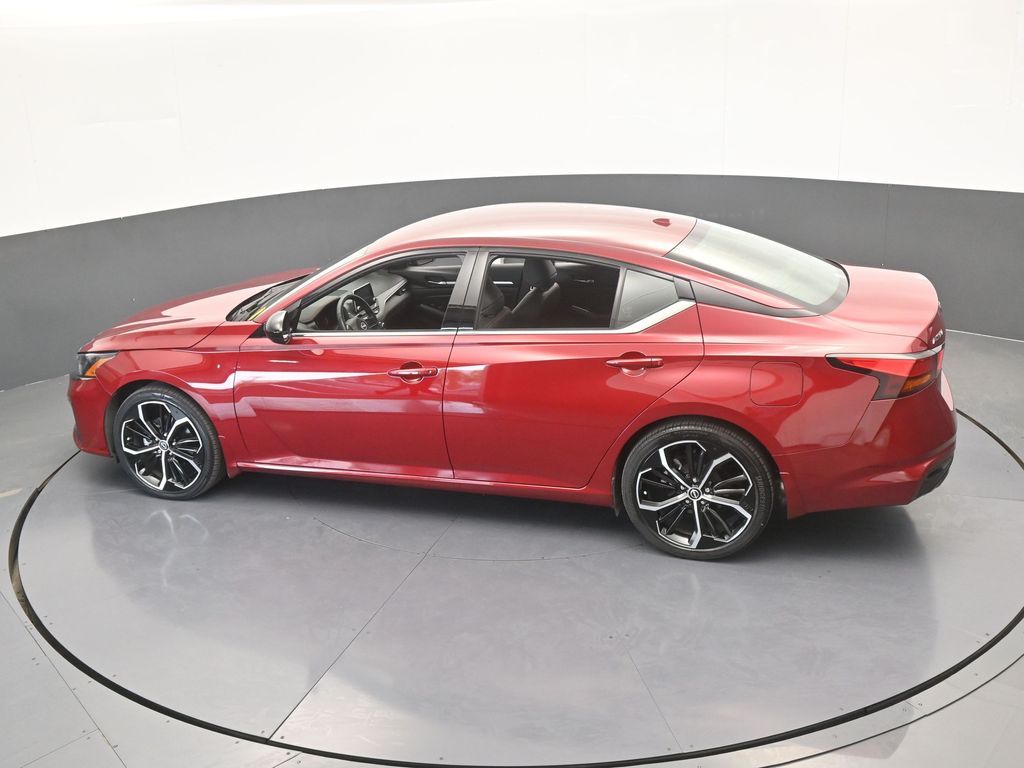 Used 2024 Scarlet Ember Nissan 2.5 SR image 47