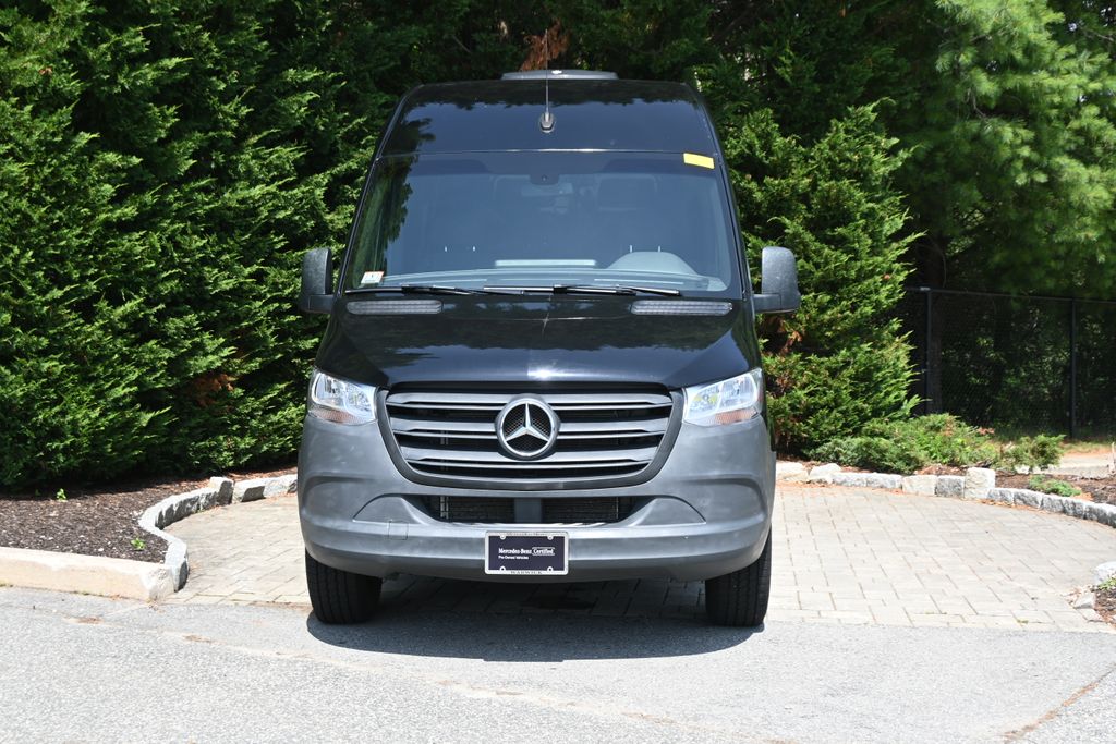 Thumbnail: 2024 Mercedes-Benz Sprinter - 10