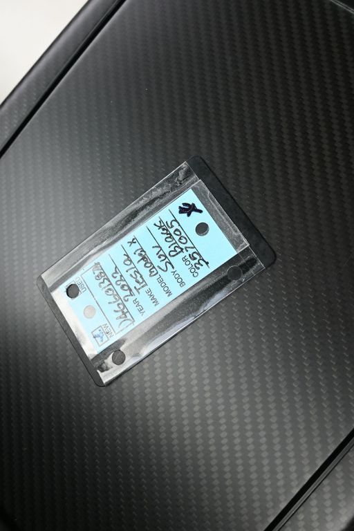 Used 2022 Black Tesla Plaid image 18