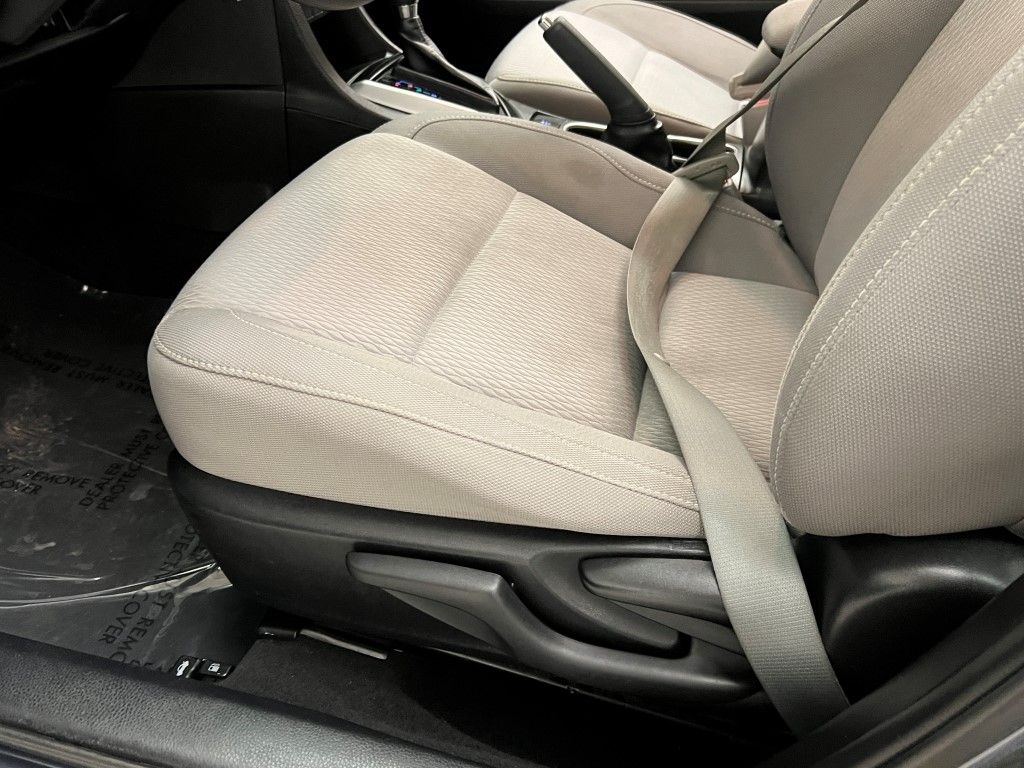 Thumbnail: 2014 Toyota Corolla - 20